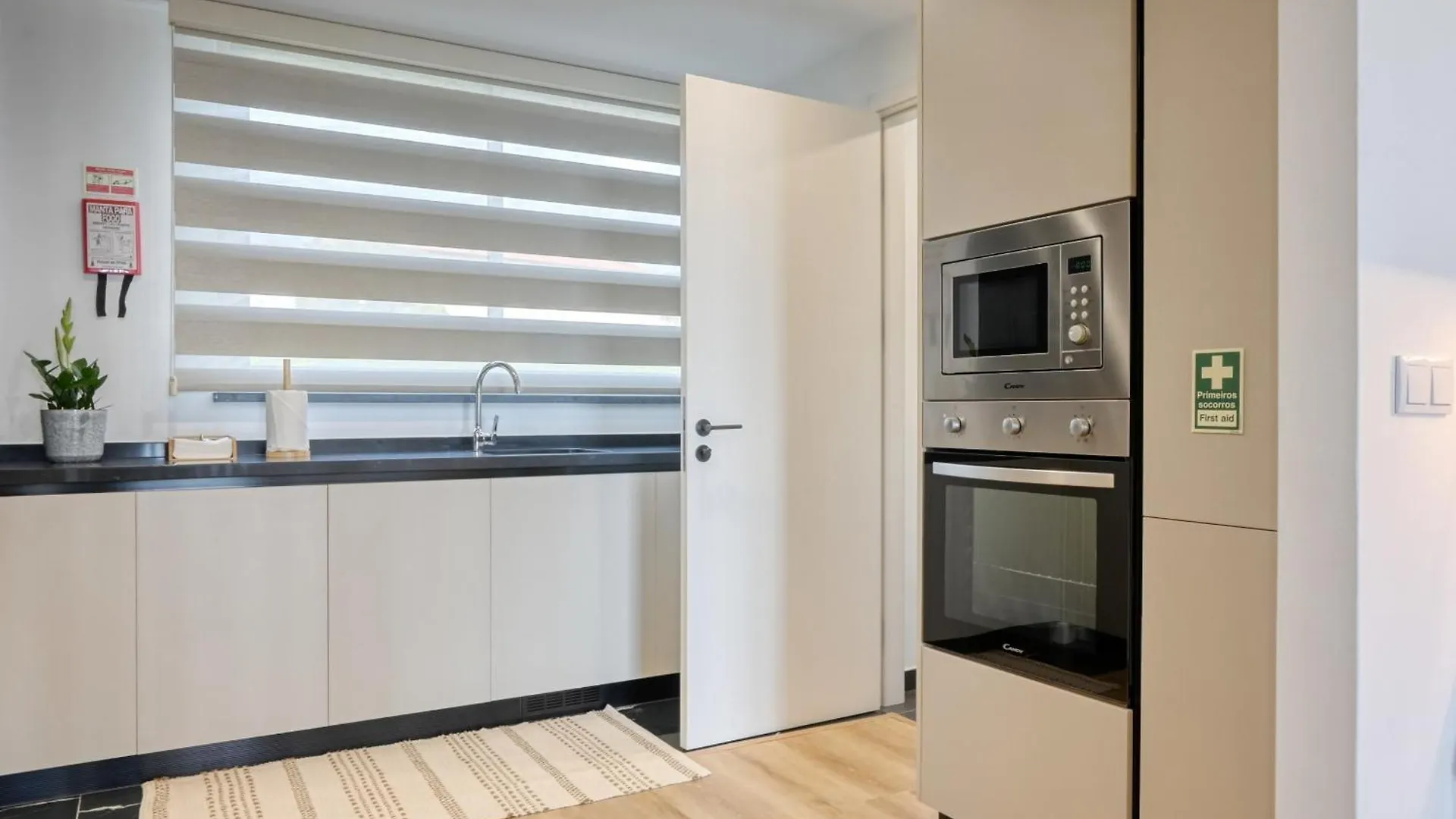 Apartment The Place By Nicolene, A Home In Madeira Funchal