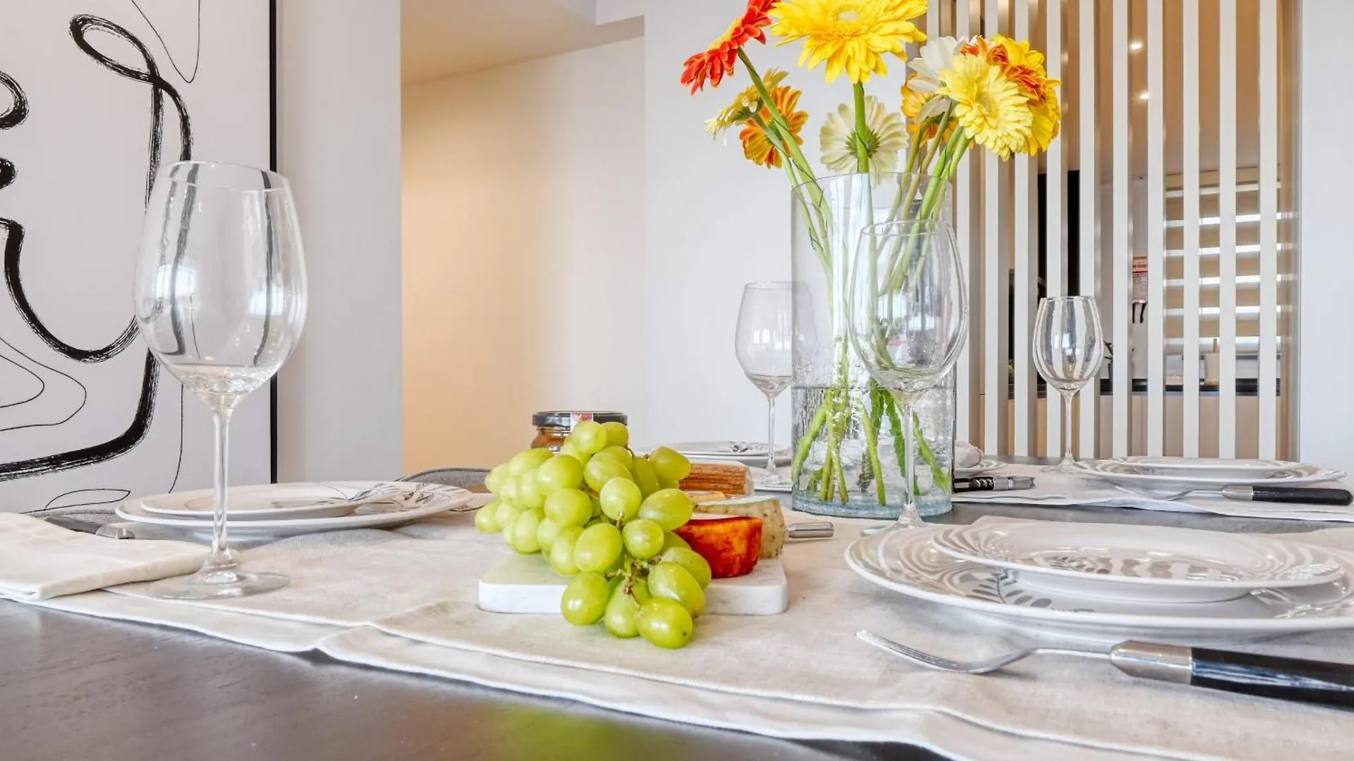 Apartment The Place By Nicolene, A Home In Madeira Funchal